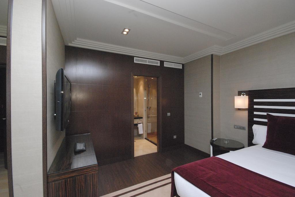 Hotel Los Penascales - Adults Only Las Rozas de Madrid Room photo